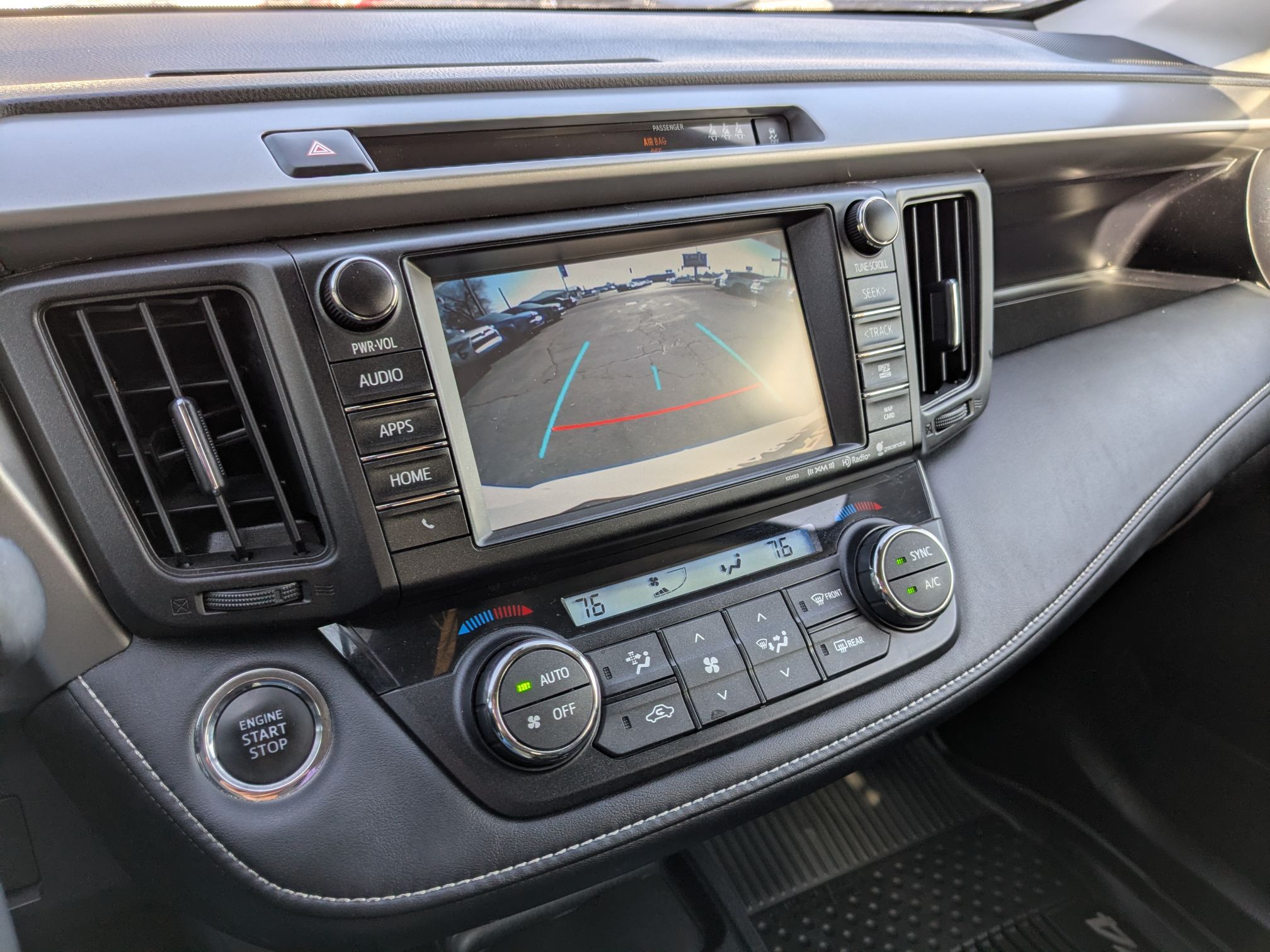 2017 Toyota RAV4 Limited - Photo 16