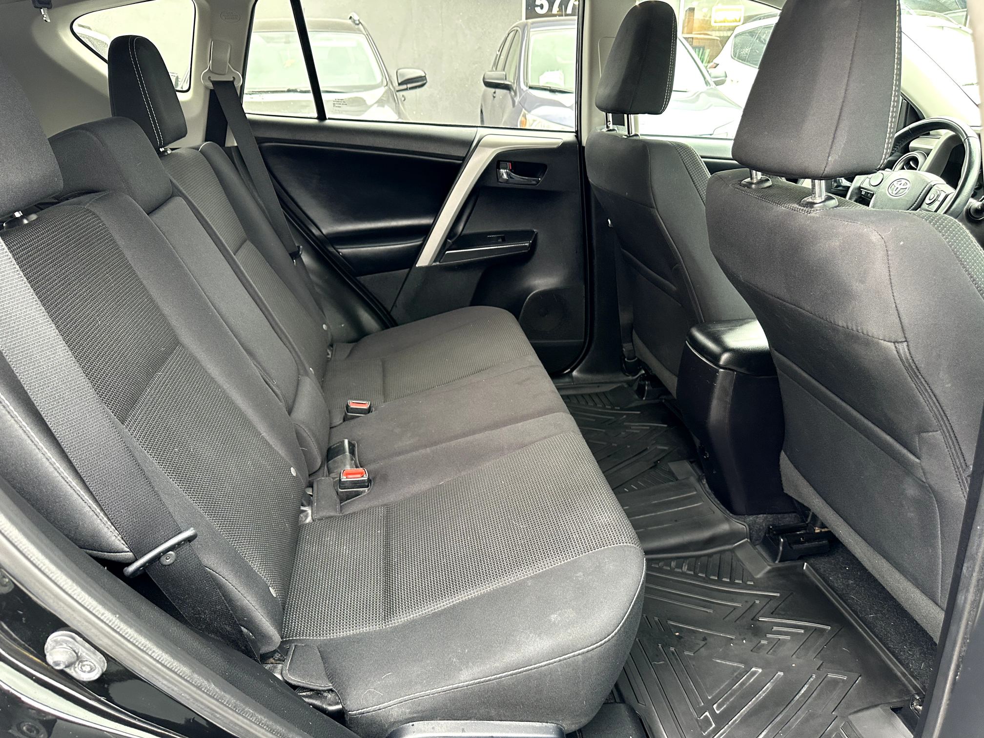 2018 Toyota RAV4 Adventure - Photo 21