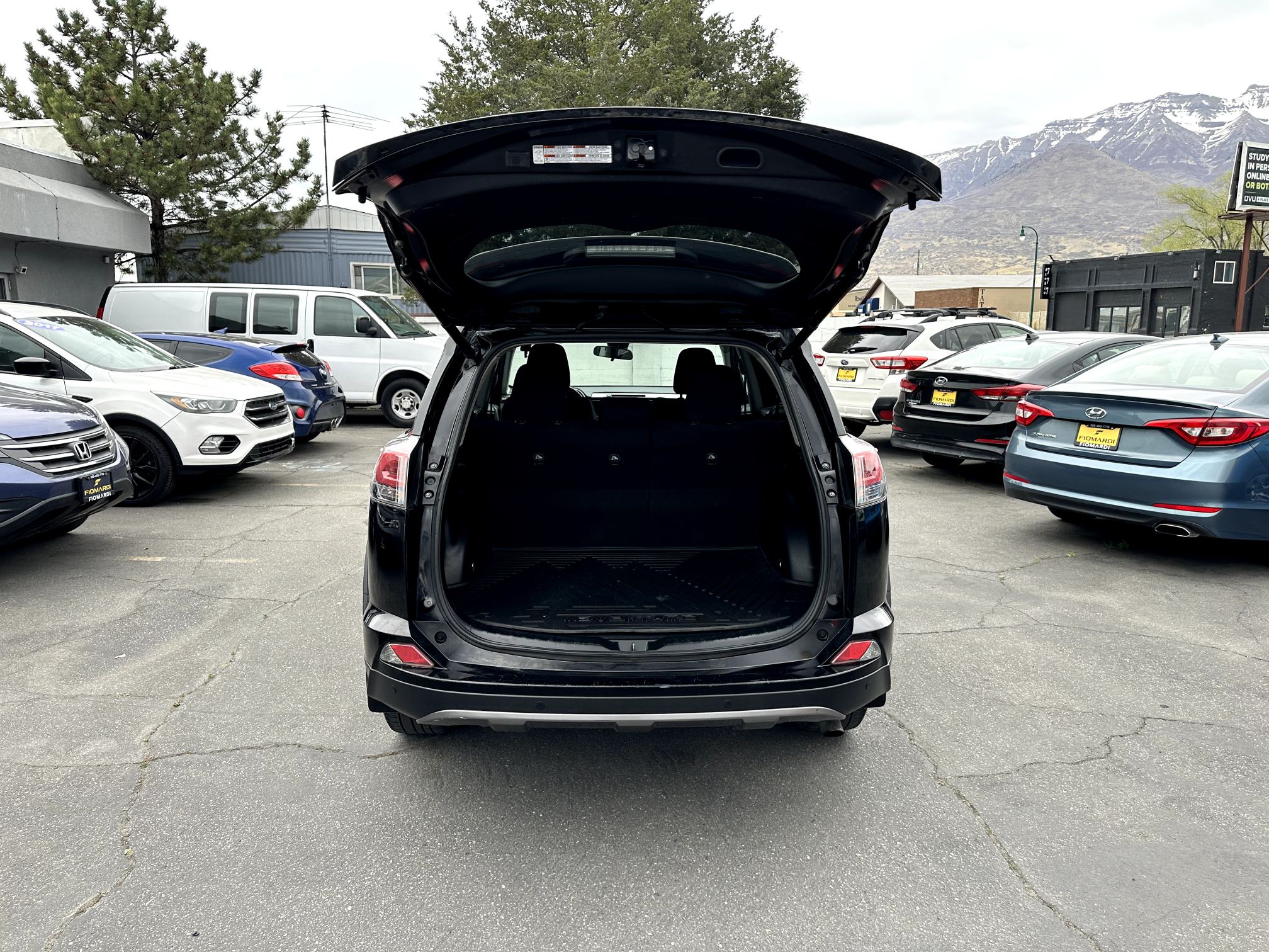 2018 Toyota RAV4 Adventure - Photo 7