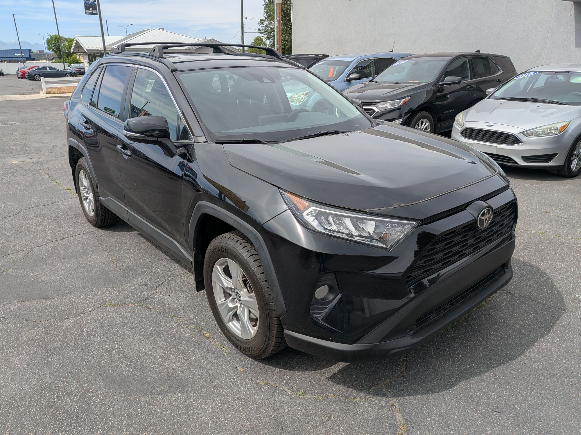2019 Toyota RAV4 XLE - Photo 9