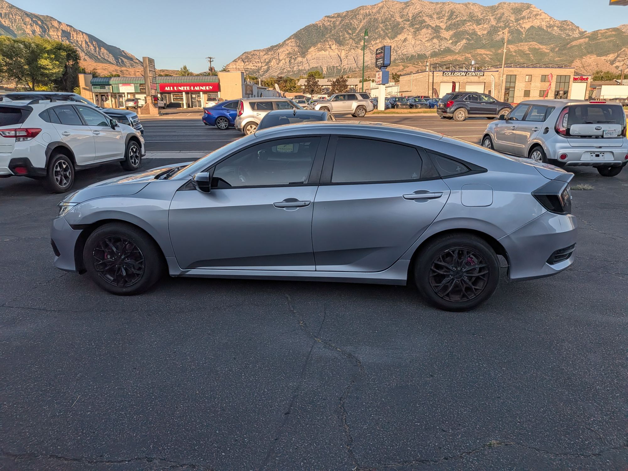 2018 Honda Civic LX - Photo 3
