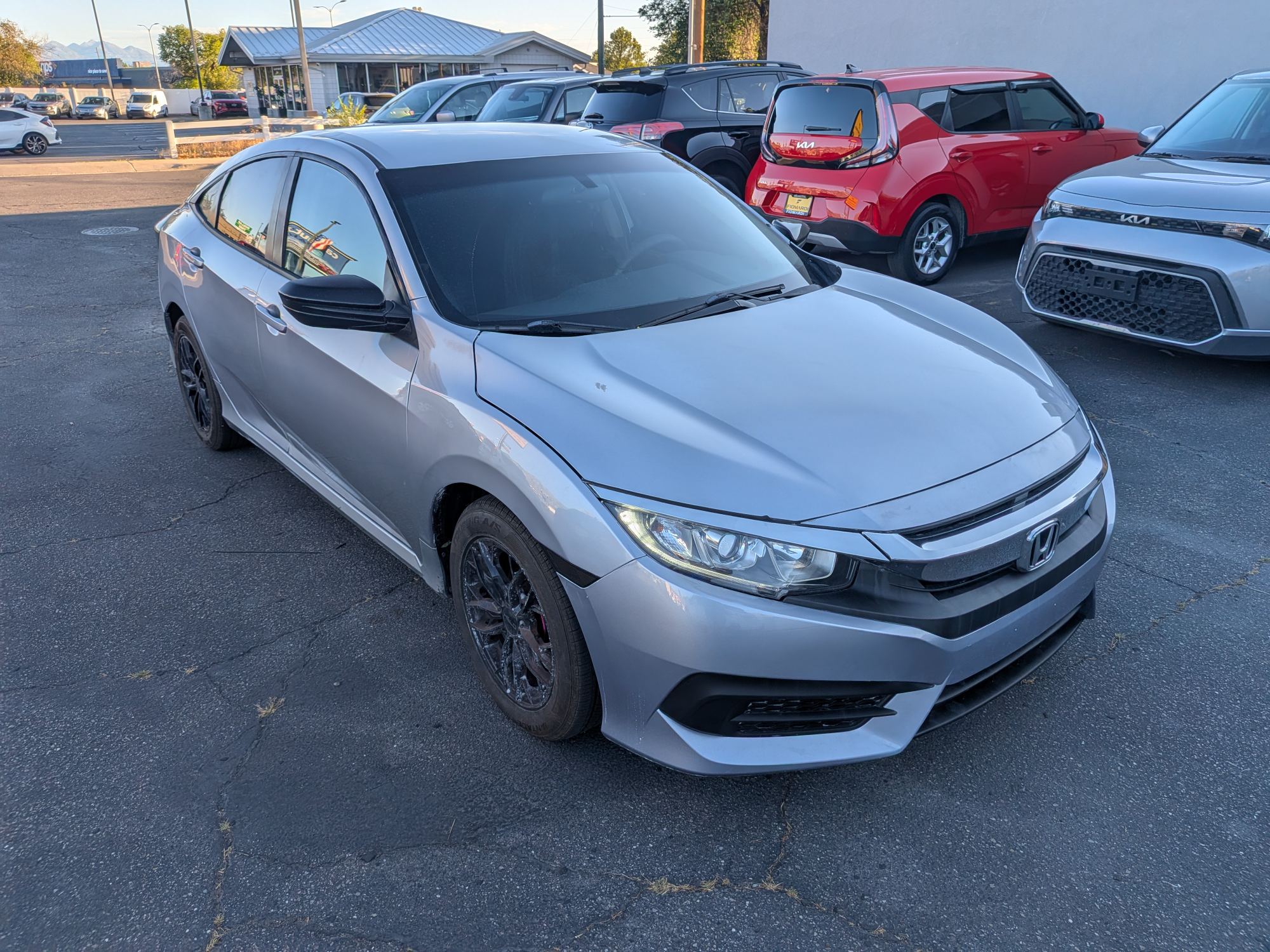 2018 Honda Civic LX - Photo 8